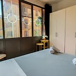 Veranda Liberty, Luxury 아파트 *